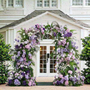 High-quality wholesale wedding decorations, colorful purple corner arches, lush hanging roses, runner flowers, wedding flowers