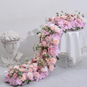 High-quality silk rose runner colorful table setting, priced by the wedding factory, for decorating party events.