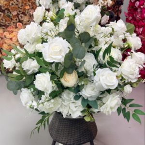 Wholesale Artificial Wedding Flowers | Yongnuo Flower - Custom Floral Arrangement Supplier Professional wholesale supplier of handmade artificial flower wall, wedding ceiling floral arrangement, table centerpieces & floral wreaths. Custom wedding event artificial flowers, bulk discount, worldwide shipping available. Contact us for catalog & quotation.