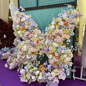 Wholesale Artificial Wedding Flowers | Yongnuo Flower - Custom Floral Arrangement Supplier Professional wholesale supplier of handmade artificial flower wall, wedding ceiling floral arrangement, table centerpieces & floral wreaths. Custom wedding event artificial flowers, bulk discount, worldwide shipping available. Contact us for catalog & quotation.