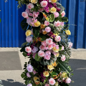 Wholesale Artificial Wedding Flowers | Yongnuo Flower - Custom Floral Arrangement Supplier Professional wholesale supplier of handmade artificial flower wall, wedding ceiling floral arrangement, table centerpieces & floral wreaths. Custom wedding event artificial flowers, bulk discount, worldwide shipping available. Contact us for catalog & quotation.