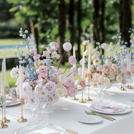 Wholesale event decorations from manufacturer, floral decor for global wedding planners bulk sourcing