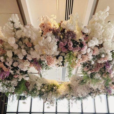 120cm wedding ceiling flower arrangement hoop hanging metal chandelier garland with lush blush roses and white silk blooms⁠