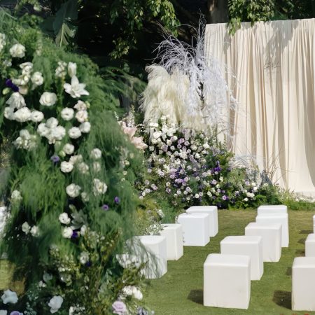White and green artificial flower decor, Yongnuo’s Debut at London The Wedding Fair A Custom Flower Row Solutions Provider Redefining Global Event Aesthetics